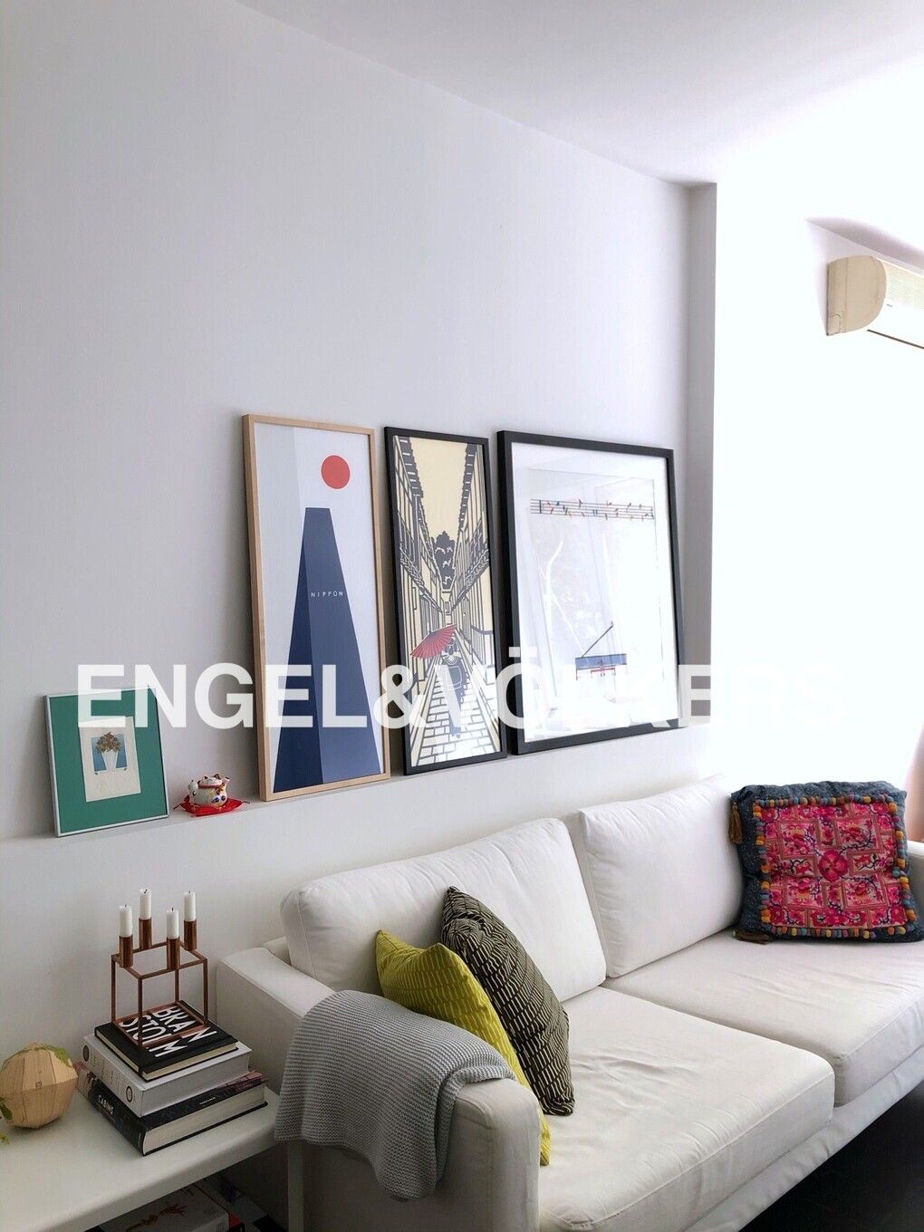 Exterior view of Apartment for sale in  Madrid Capital  with Air Conditioner, Heating and Private garden