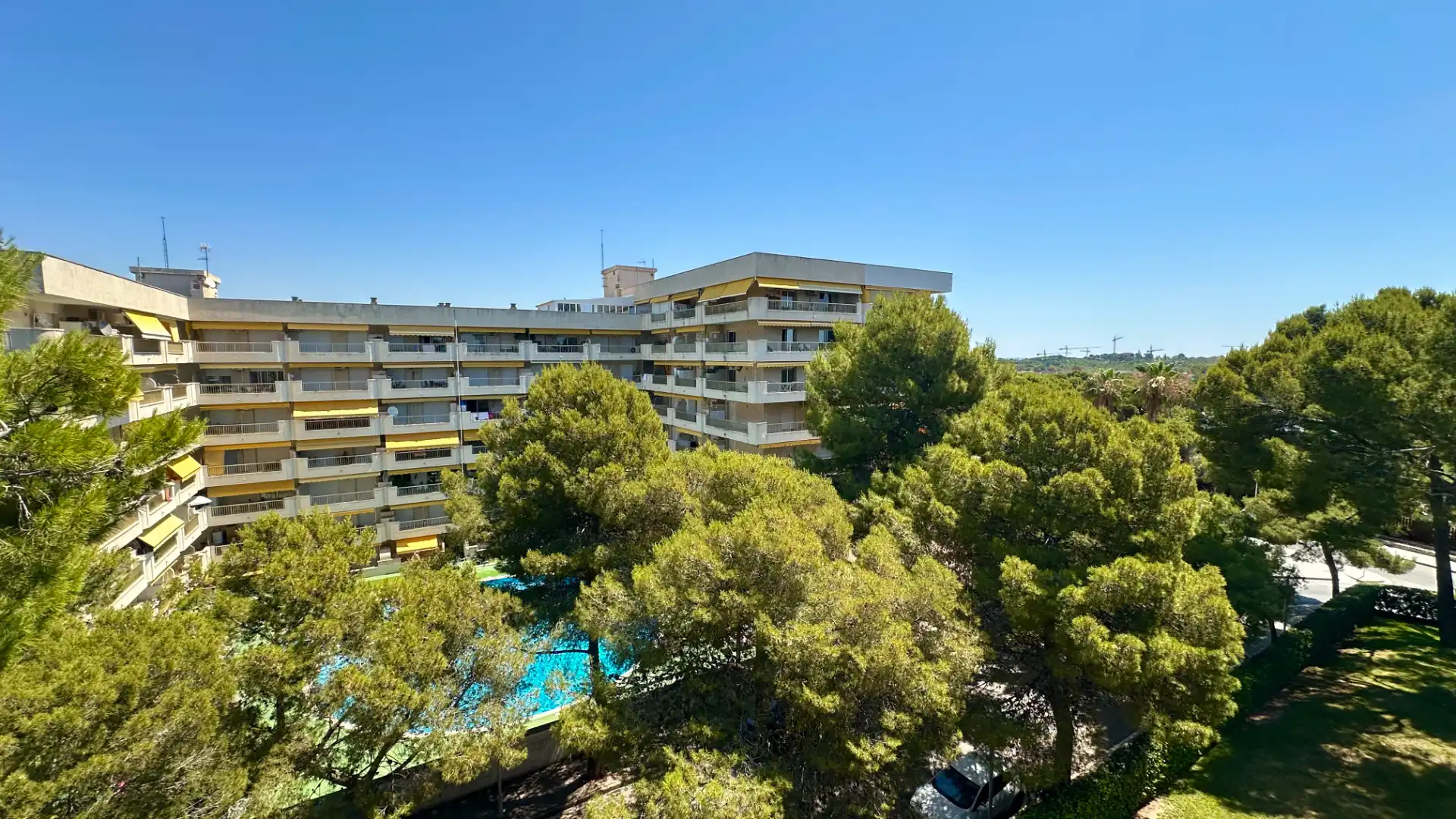 Außenansicht von Dachboden zum Verkauf in Salou mit Klimaanlage, Möbliert und Balkon