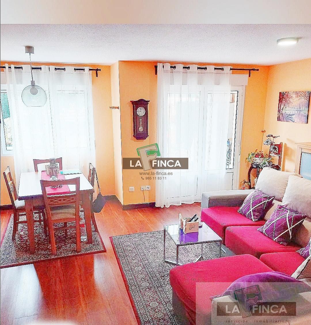 Living room of House or chalet for sale in Soto del Barco  with Heating, Parquet flooring and Terrace