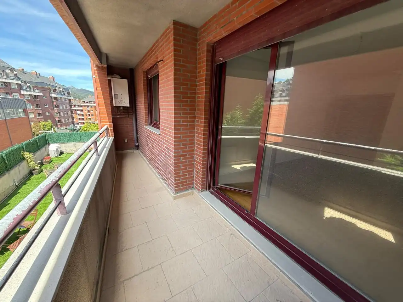 Balcony of Flat for sale in Castro-Urdiales  with Heating, Parquet flooring and Terrace