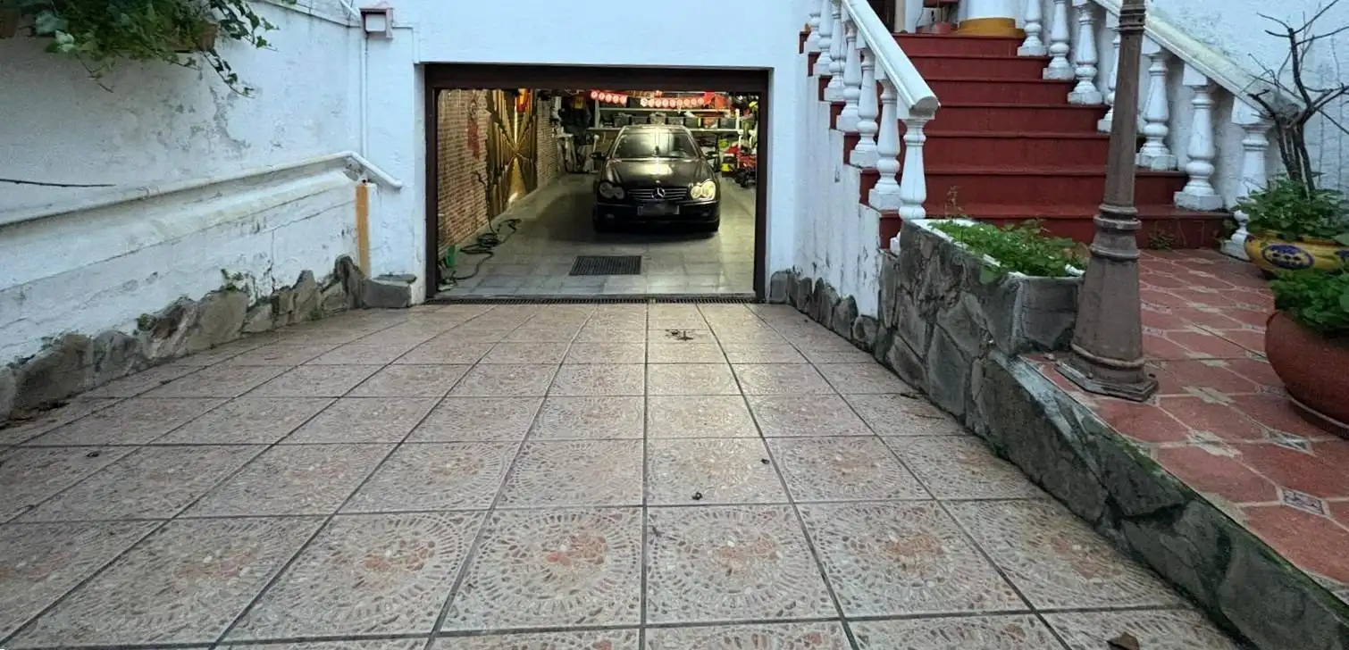 Parking de Casa o chalet en venta en Algeciras con Aire acondicionado, Terraza y Trastero