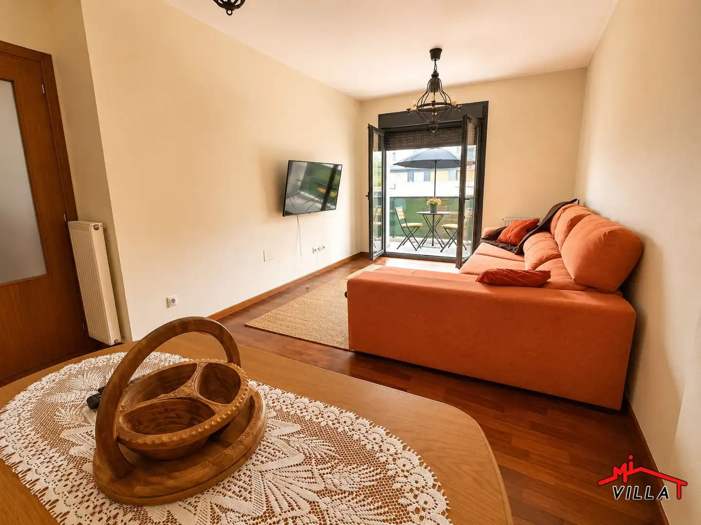 Sala de estar de Piso en venta en Ramales de la Victoria con Calefacción, Terraza y Piscina comunitaria