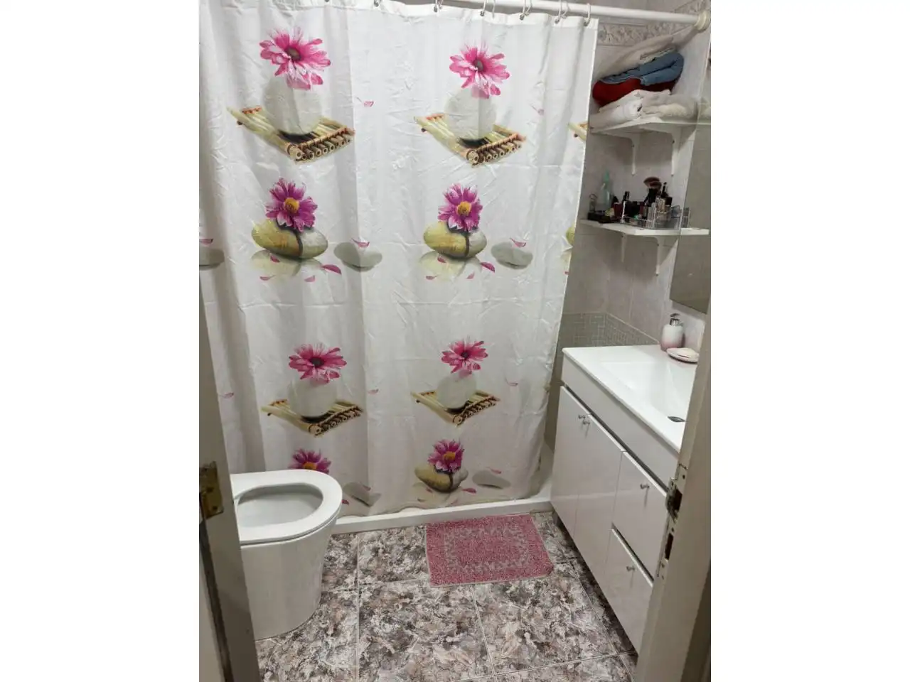 Baño de Piso en venta en La Garita - Marpequeña