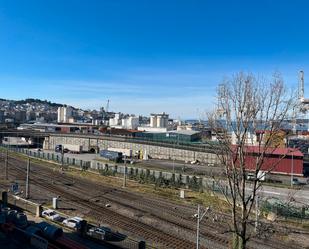 Vista exterior de Pis en venda en Vigo  amb Calefacció, Parquet i Traster