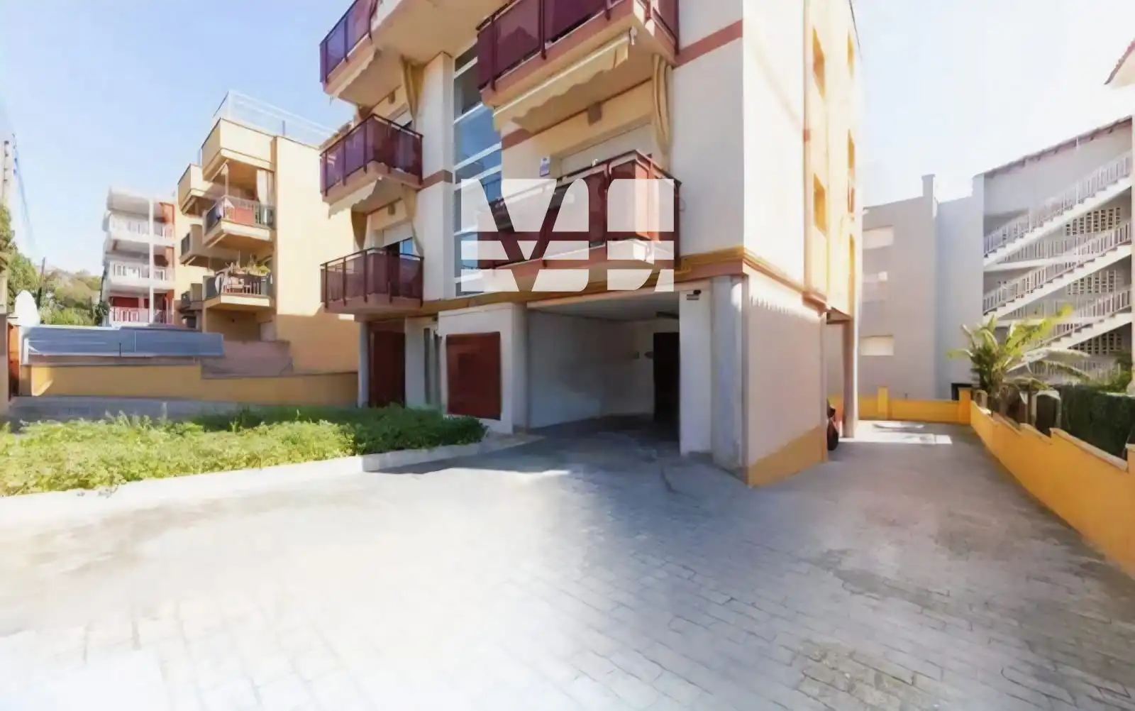 Vista exterior de Piso en venta en Cunit con Aire acondicionado, Calefacción y Terraza