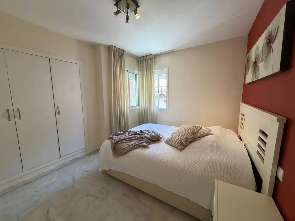 Dormitori de Apartament en venda en Málaga amb Terrassa