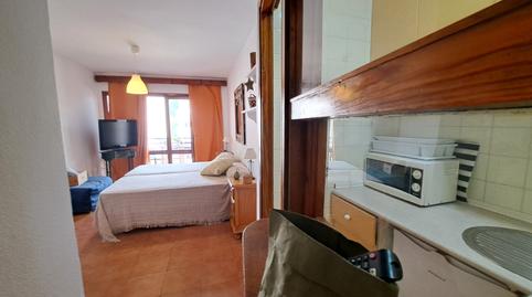 Foto 4 de Estudio de alquiler en Playa de la Fontanilla, Málaga