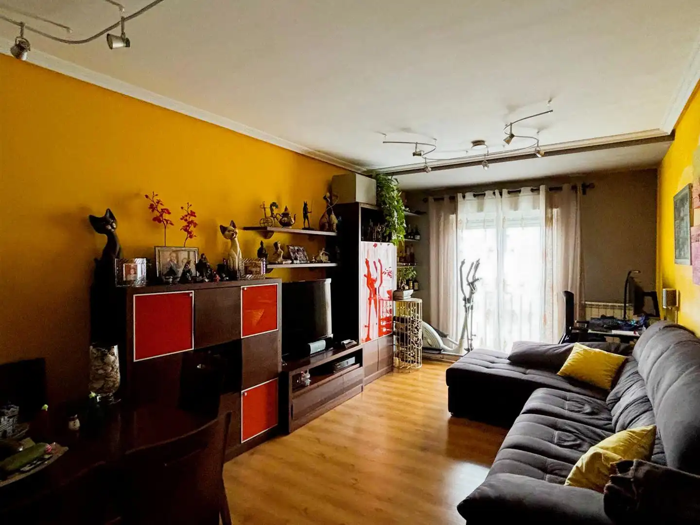 Sala de estar de Piso en venta en Calahorra con Aire acondicionado, Calefacción y Parquet
