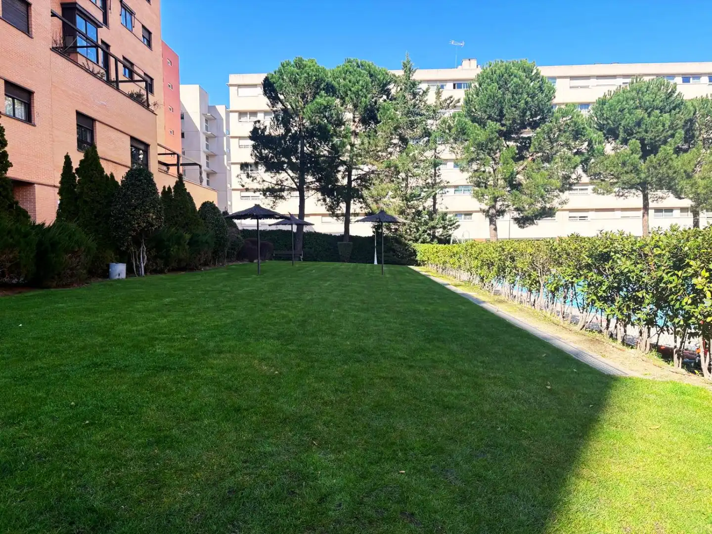 Jardín de Piso en venta en Madrid con Aire acondicionado, Calefacción y Trastero