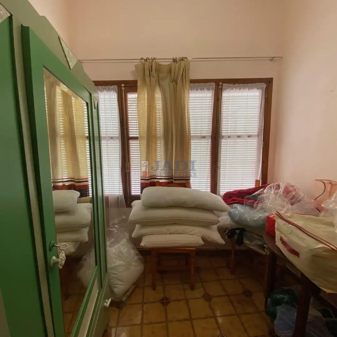 Habitación de Piso en venta en Valdepeñas con Aire acondicionado y Calefacción