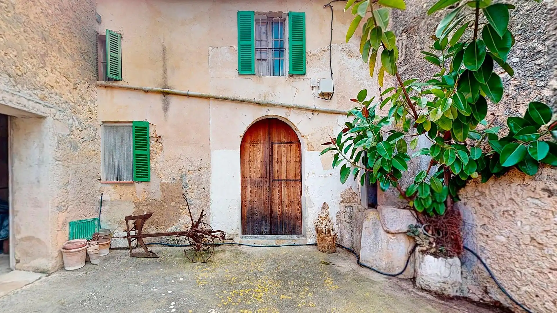 Vista exterior de Casa o xalet en venda en Santa Eugènia amb Jardí privat