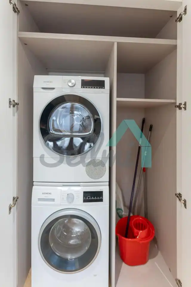 Habitación de Piso de alquiler en Oviedo  con Calefacción y Amueblado