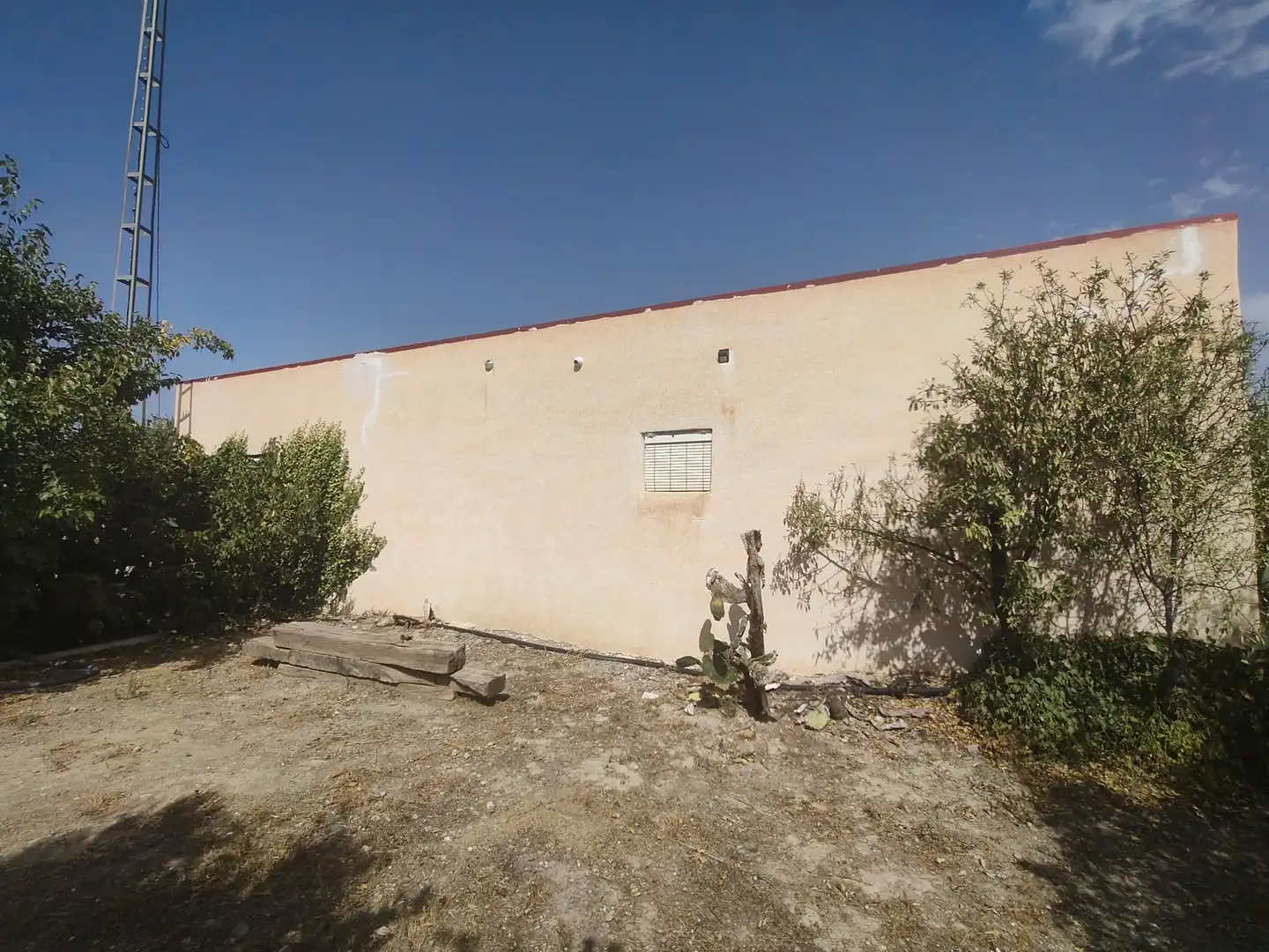 Exterior view of Houses for sale in Baza