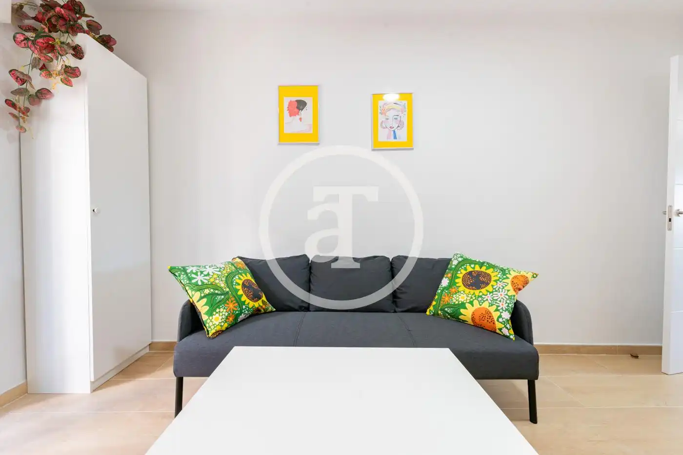 Sala de estar de Piso de alquiler en Madrid con Aire acondicionado, Calefacción y Amueblado