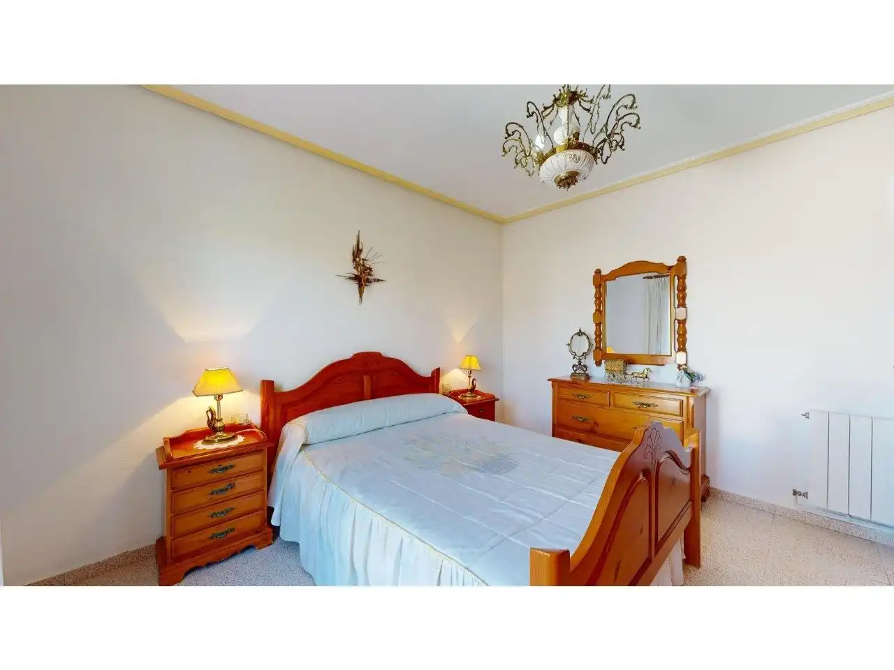 Habitación de Casa adosada en venta en Torrent con Aire acondicionado, Calefacción y Jardín privado