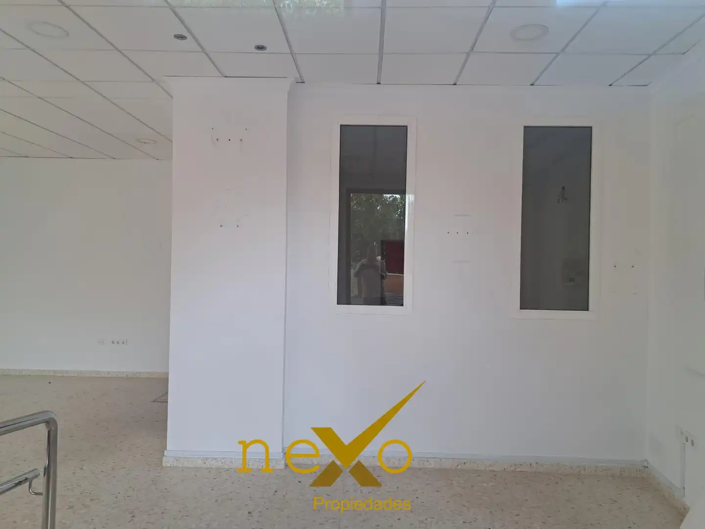 Business premises for sale in Carmona, imagen 3