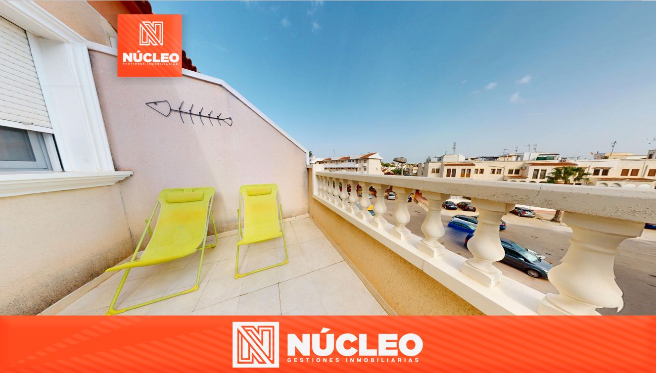 Balcony of Flat for sale in Torrevieja  with Air Conditioner, Terrace and Furnished