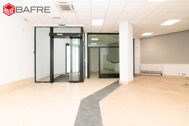 Local comercial en Alquiler en Avenida de Canillejas a Vicálvaro en Rosas - Musas