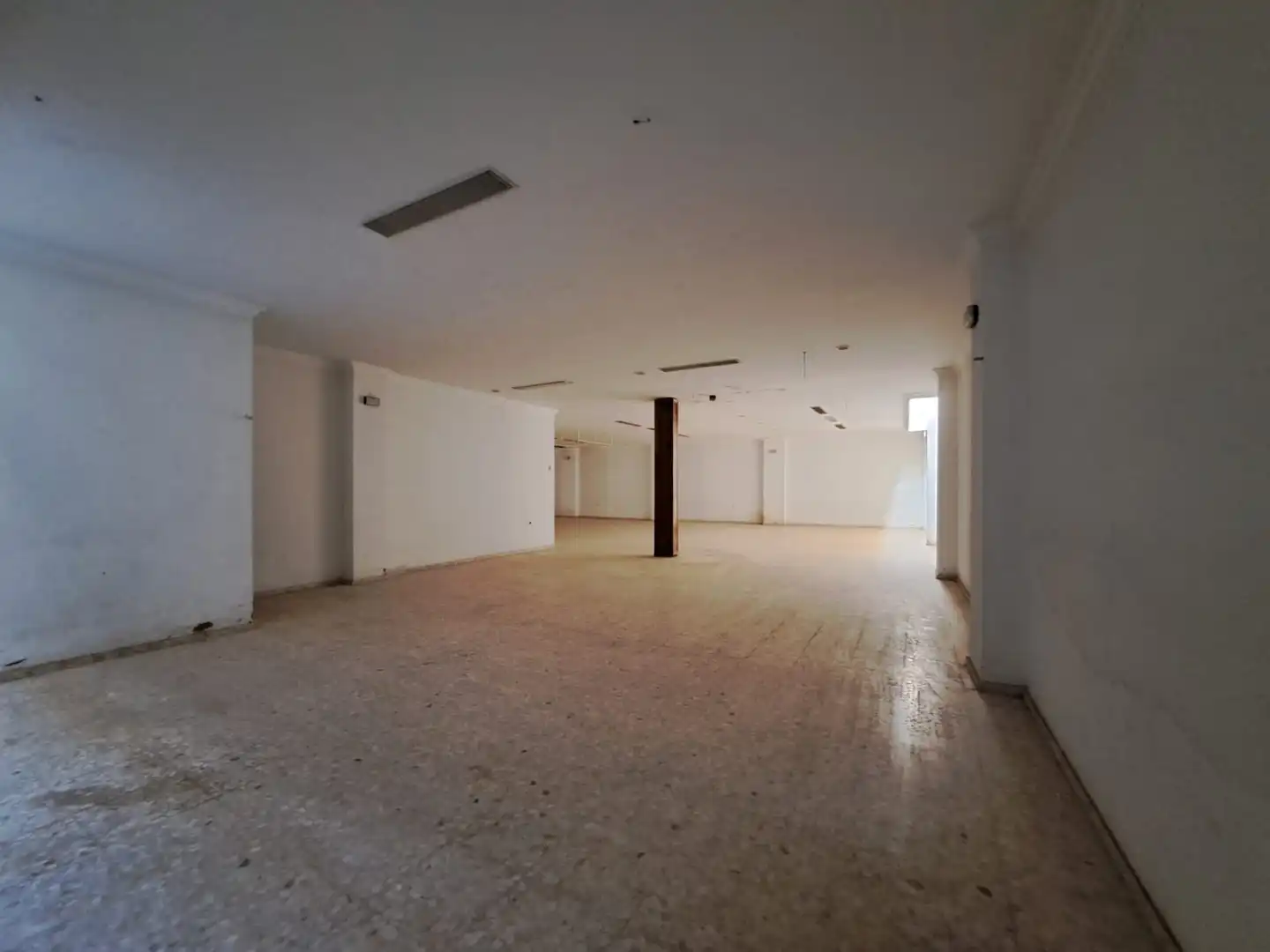 Local commercial à vendre à Calle Ramón y Cajal, imagen 10