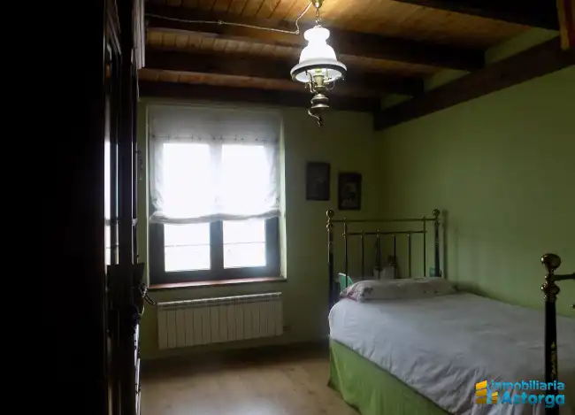 Habitación de Casa o chalet en venta en Villaobispo de Otero con Jardín privado y Parquet