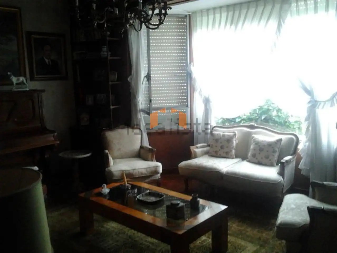 Sala de estar de Casa o chalet en venta en Vigo  con Calefacción, Jardín privado y Parquet