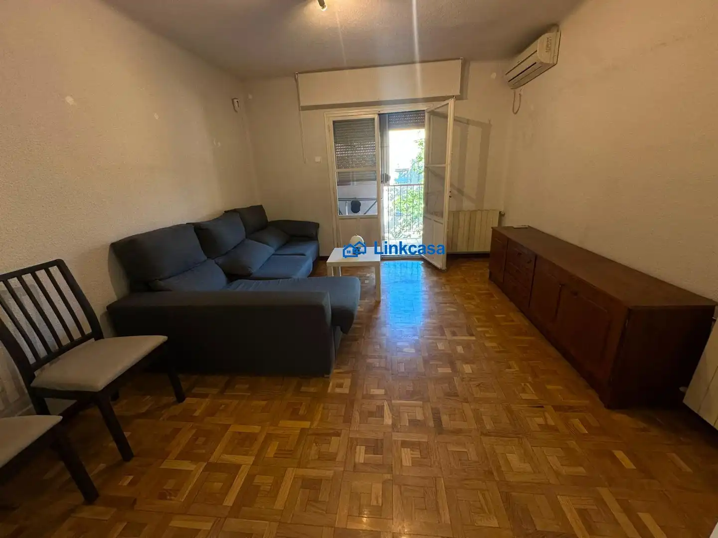 Sala de estar de Piso en venta en Madrid con Calefacción, Parquet y Terraza