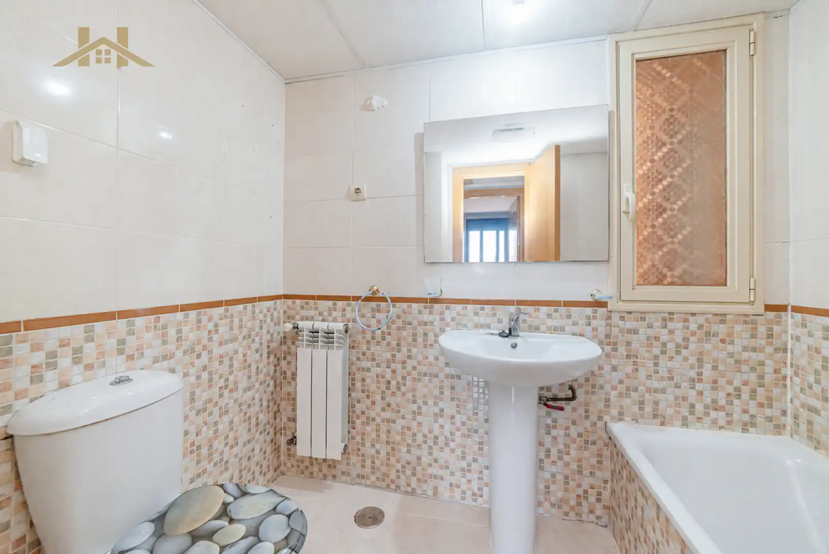 Bany de Pis en venda en Valdemoro amb Aire condicionat, Calefacció i Terrassa