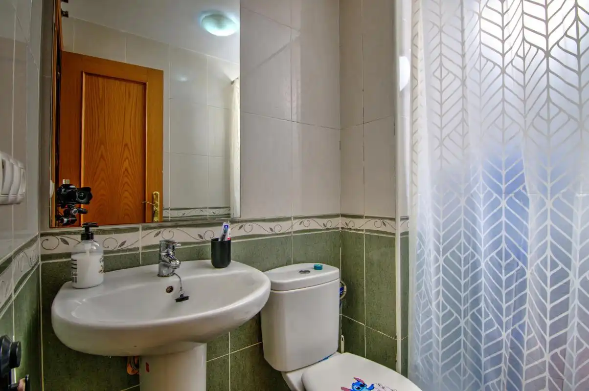 Baño de Piso en venta en Onil con Calefacción, Terraza y Trastero
