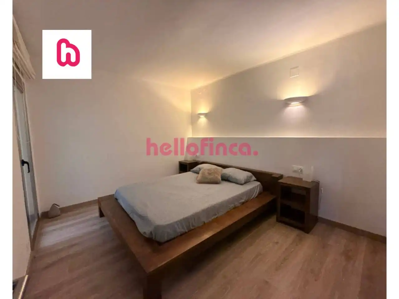 Bedroom of Flat for sale in Vilanova i la Geltrú  with Air Conditioner, Heating and Private garden