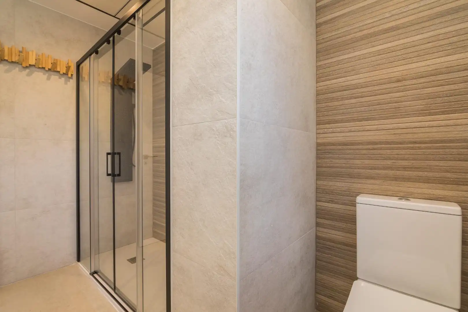 Bathroom of Houses for sale in Elche / Elx  with Air Conditioner, Private garden and Terrace