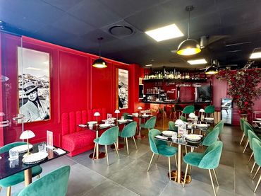 Business premises to rent in Ponent