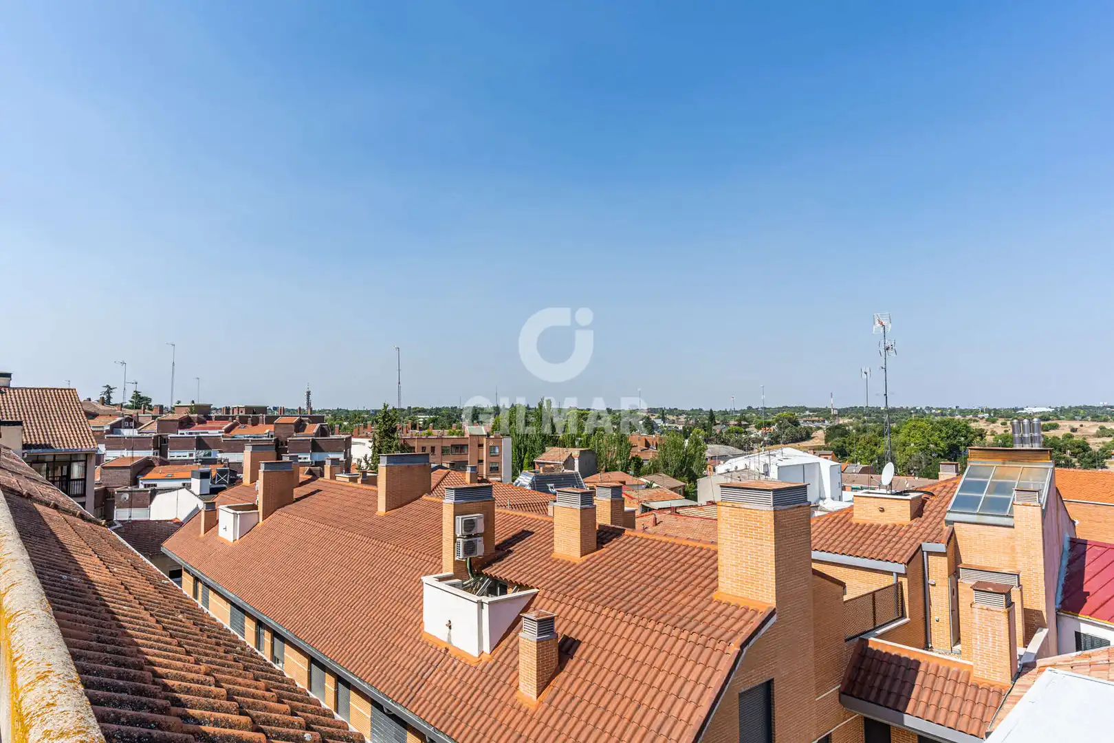 Außenansicht von Büro zum Verkauf in Pozuelo de Alarcón mit Heizung