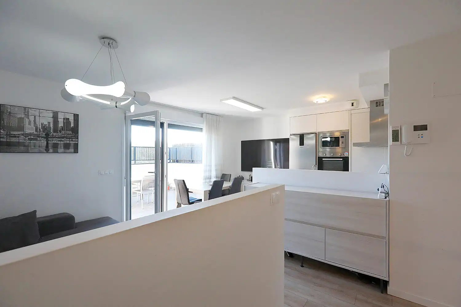 Cuina de Dúplex en venda en Donostia - San Sebastián  amb Aire condicionat, Terrassa i Moblat