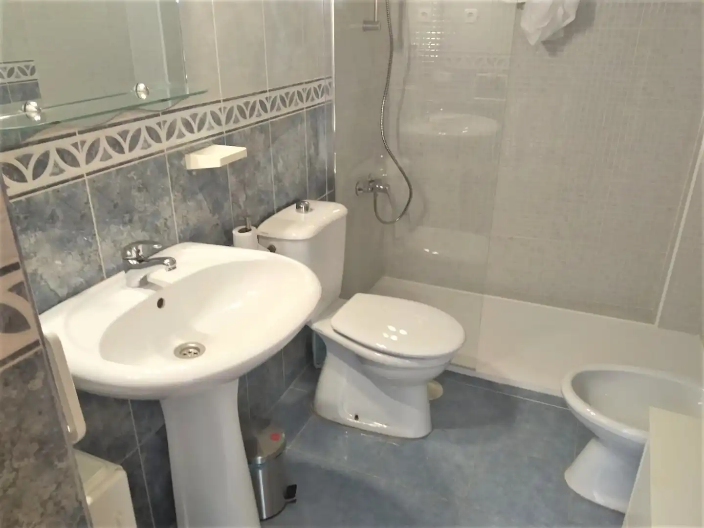 Bathroom of Attic for sale in Málaga  with Air Conditioner, Terrace and Furnished