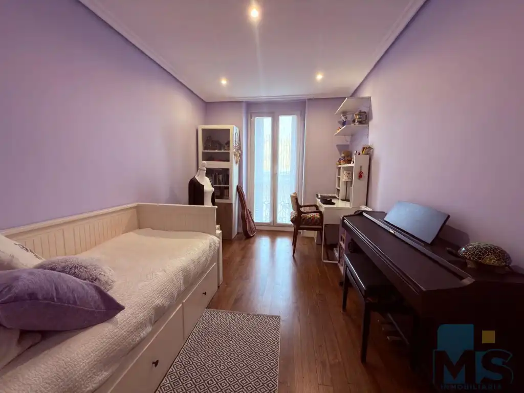 Habitación de Piso en venta en Donostia - San Sebastián 
