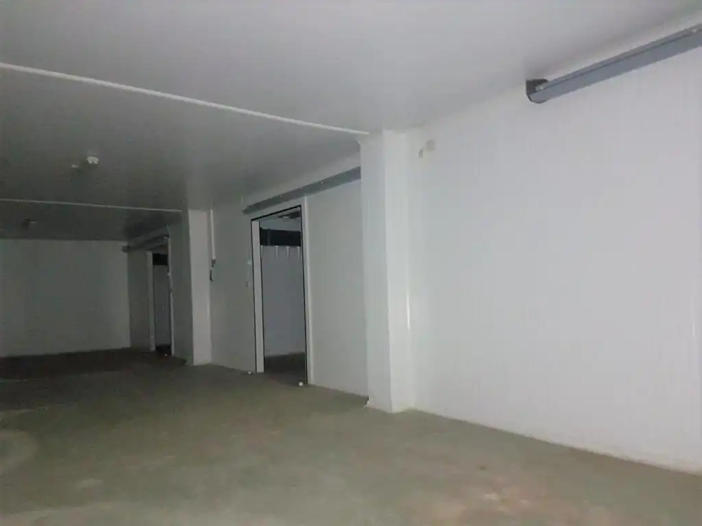 Nave industrial en venta en Cala