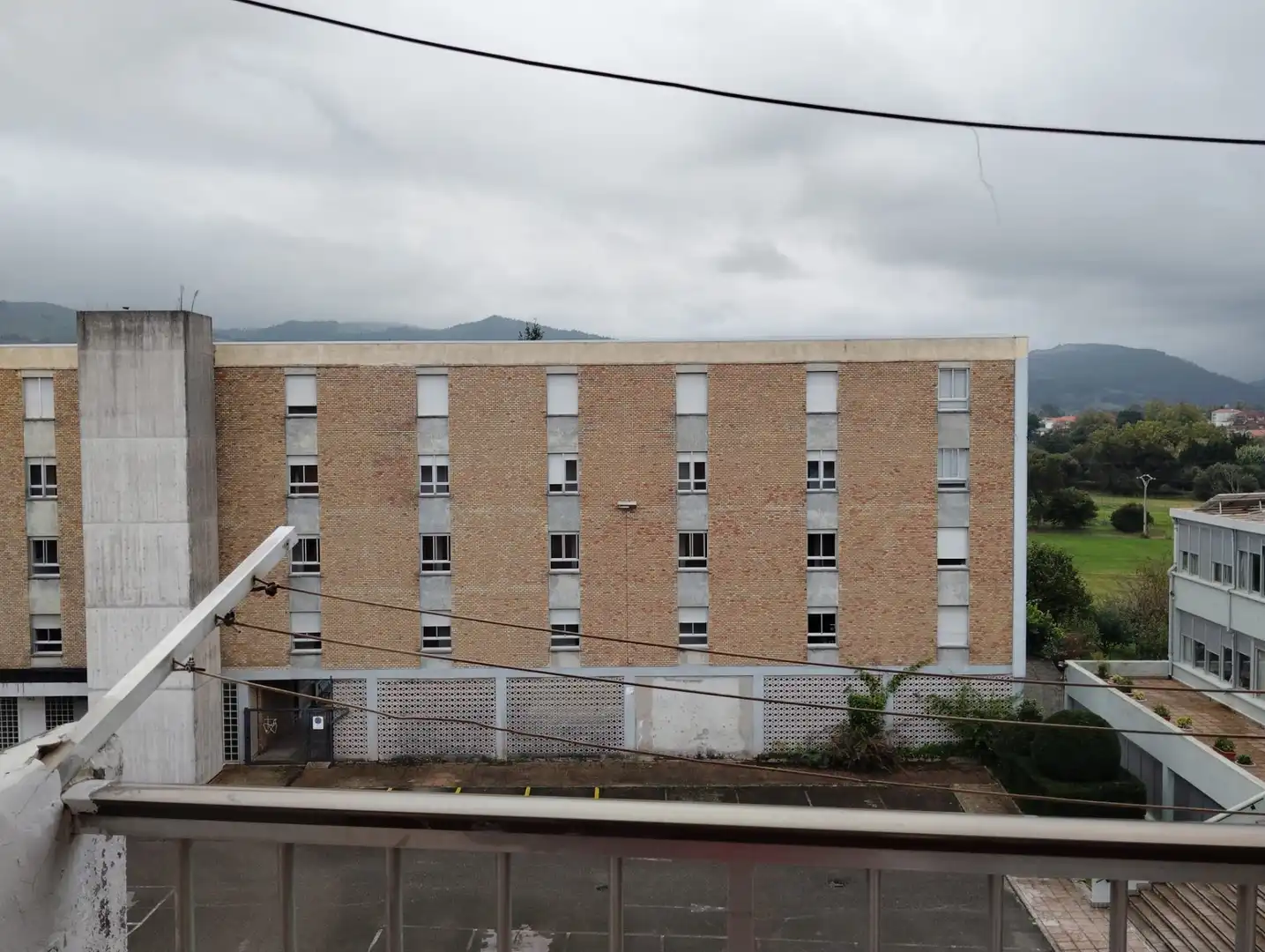 Vista exterior de Piso en venta en Torrelavega 