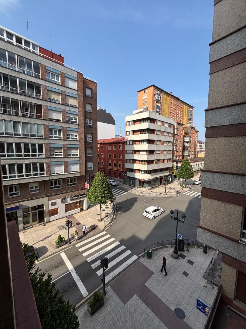 Pis en venda a Avenida Valentín Masip, 14, Masip, Ería - Masip, Oviedo