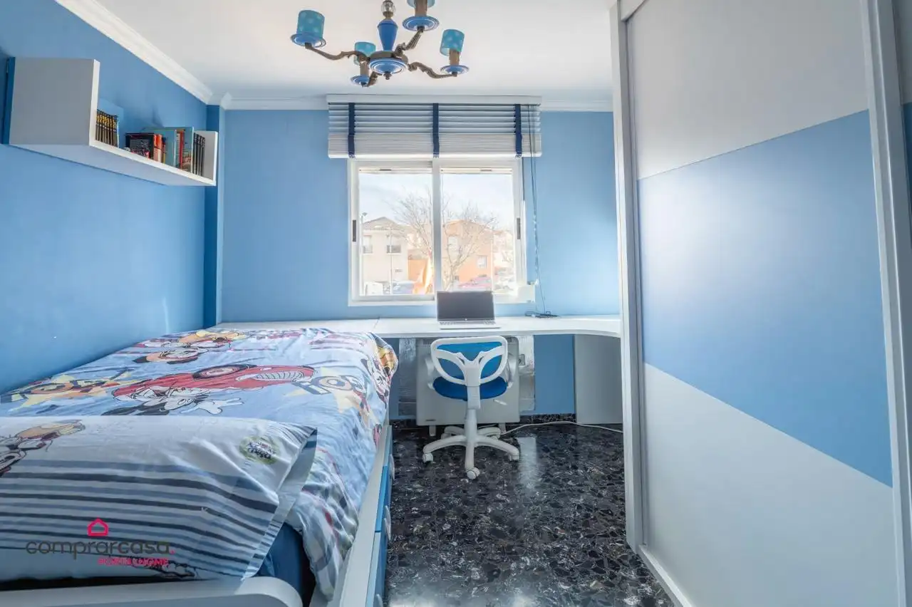 Habitación de Casa o chalet en venta en Vegas del Genil