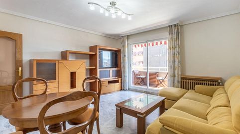 Foto 2 de Piso de alquiler en Cerrillo de Maracena - Periodistas, Granada Capital