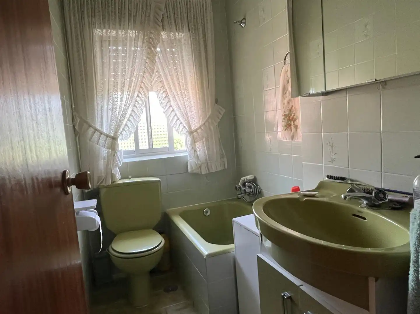 Bathroom of Flat for sale in Los Corrales de Buelna 
