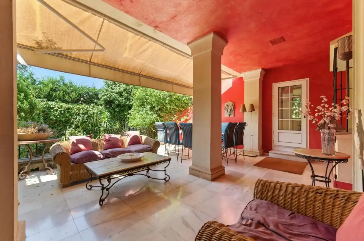Terrassa de Casa o xalet en venda en Marbella amb Calefacció, Jardí privat i Terrassa