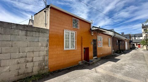 CASA CON TERRENO  FLORES DEL SIL