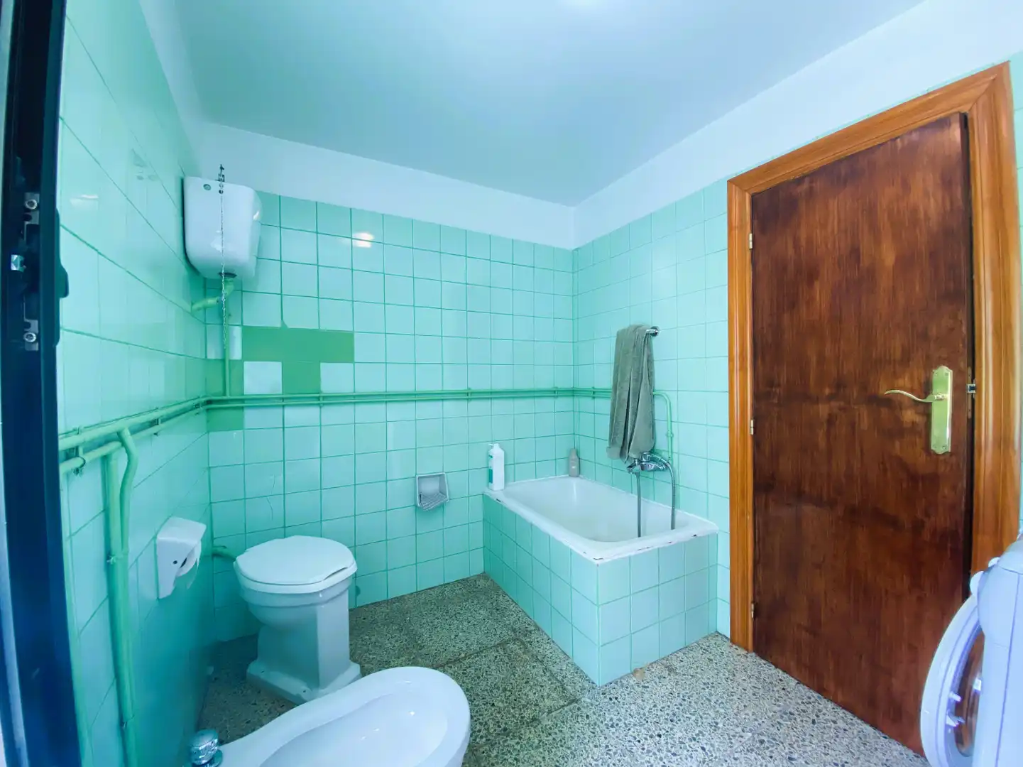 Baño de Casa adosada en venta en Torrelavega  con Jardín privado