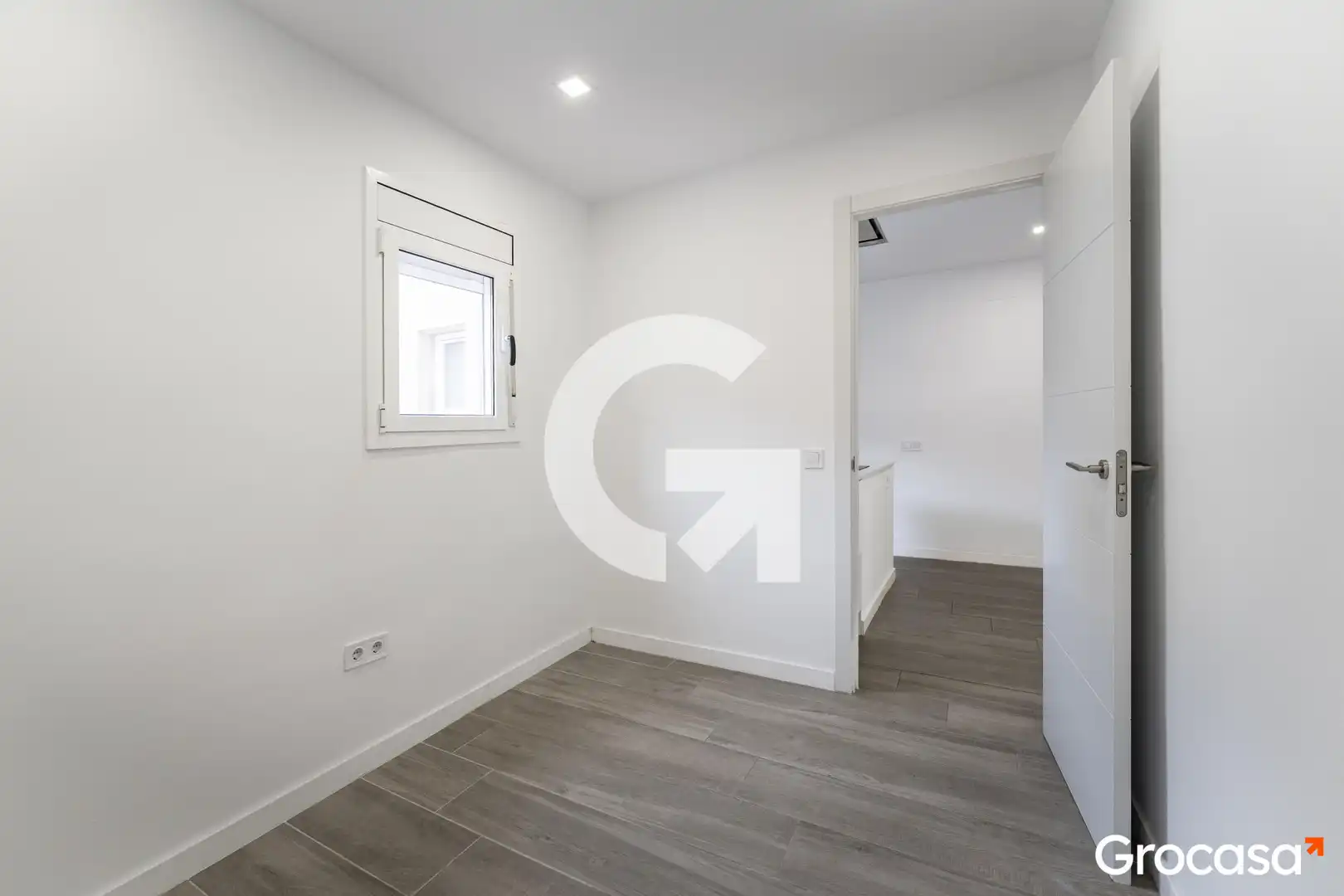 Habitación de Piso en venta en L'Hospitalet de Llobregat con Aire acondicionado, Calefacción y Horno