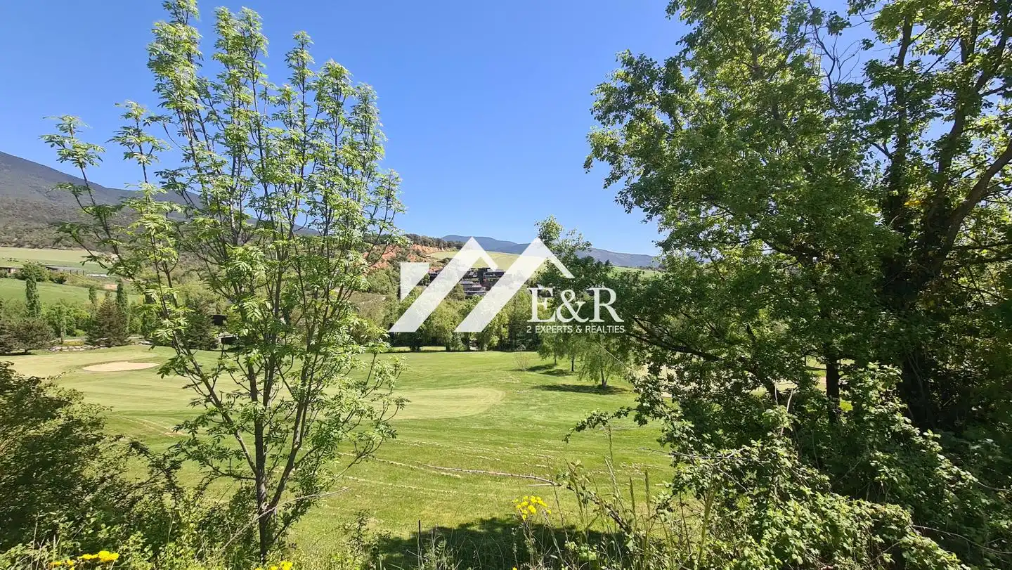 Vista exterior de Casa o xalet en venda en Montferrer i Castellbò amb Jardí privat, Terrassa i Piscina