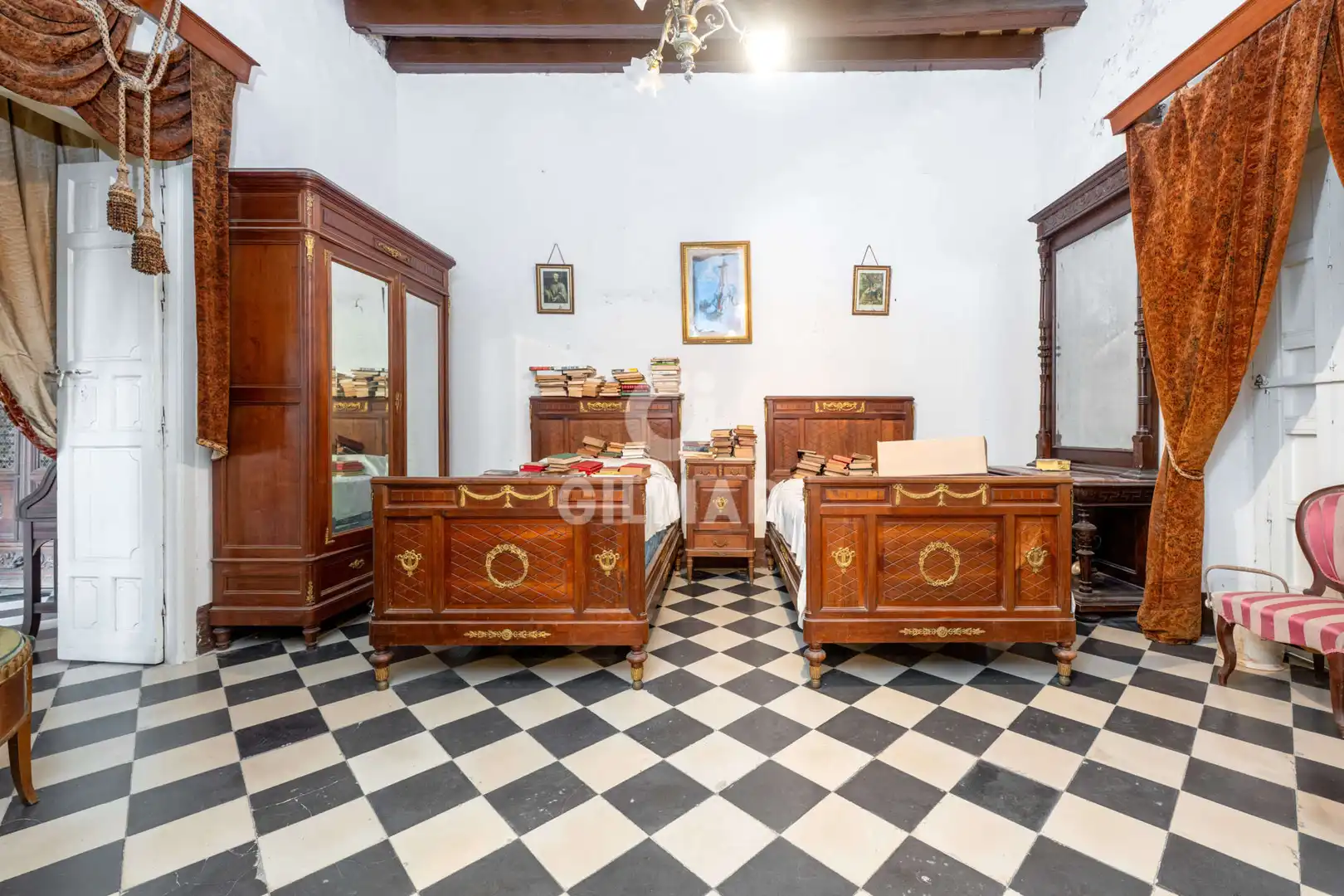 Bedroom of Detached homes for sale in San Fernando  with Heating and Private garden