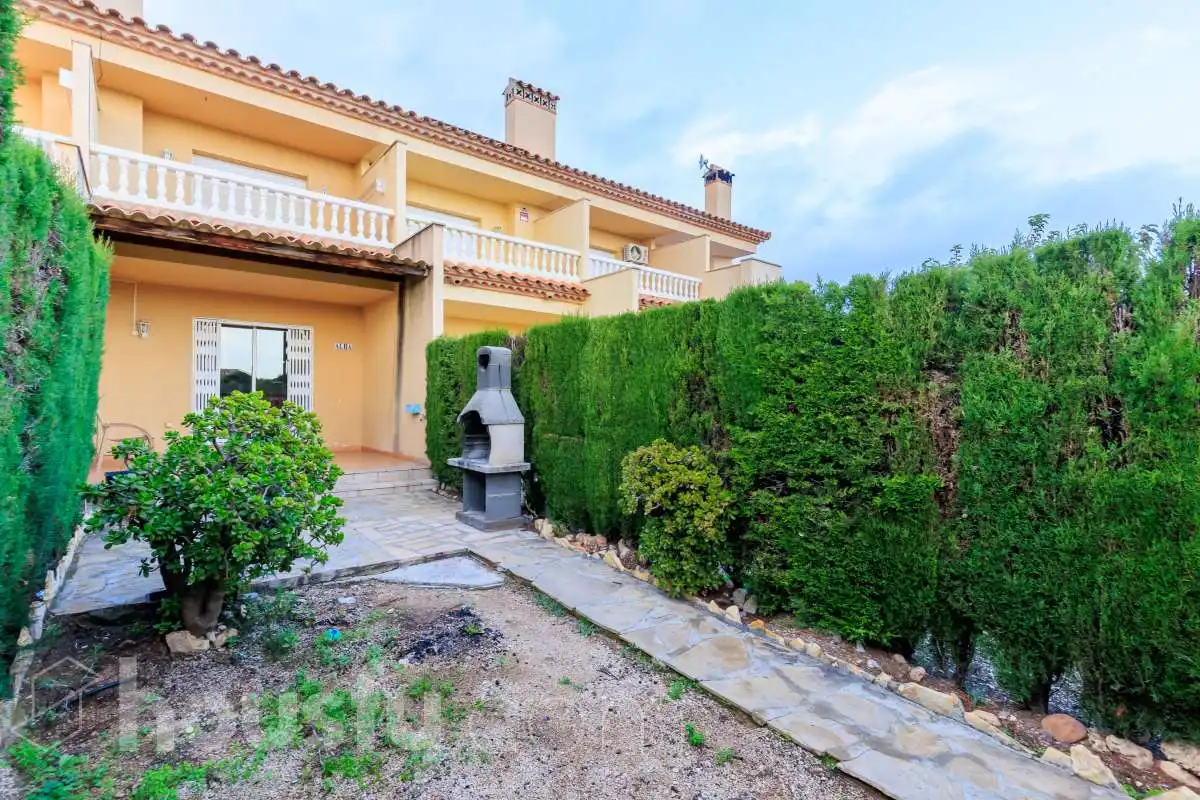 House with terrace for sale in CL De les Gardenies ., imagen 3