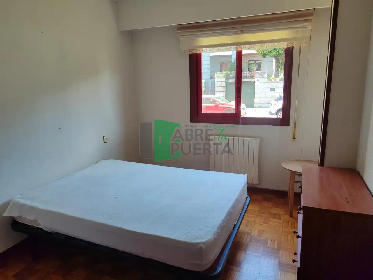 Habitación de Piso en venta en Ourense Capital  con Calefacción, Parquet y Trastero