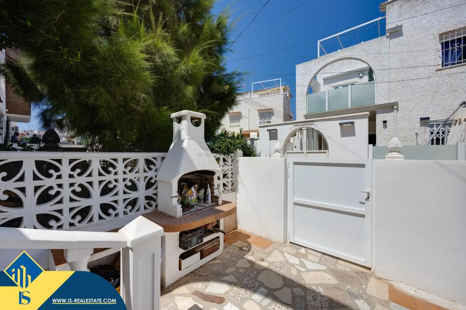 Detached house with pool for sale in Nueva Torrevieja - Aguas Nuevas, imagen 2